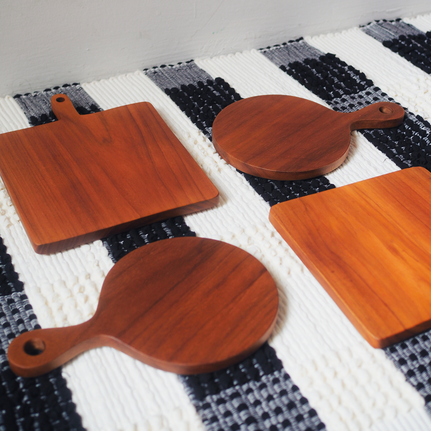 Coq and Malai Epicure Teakwood Cutting Board