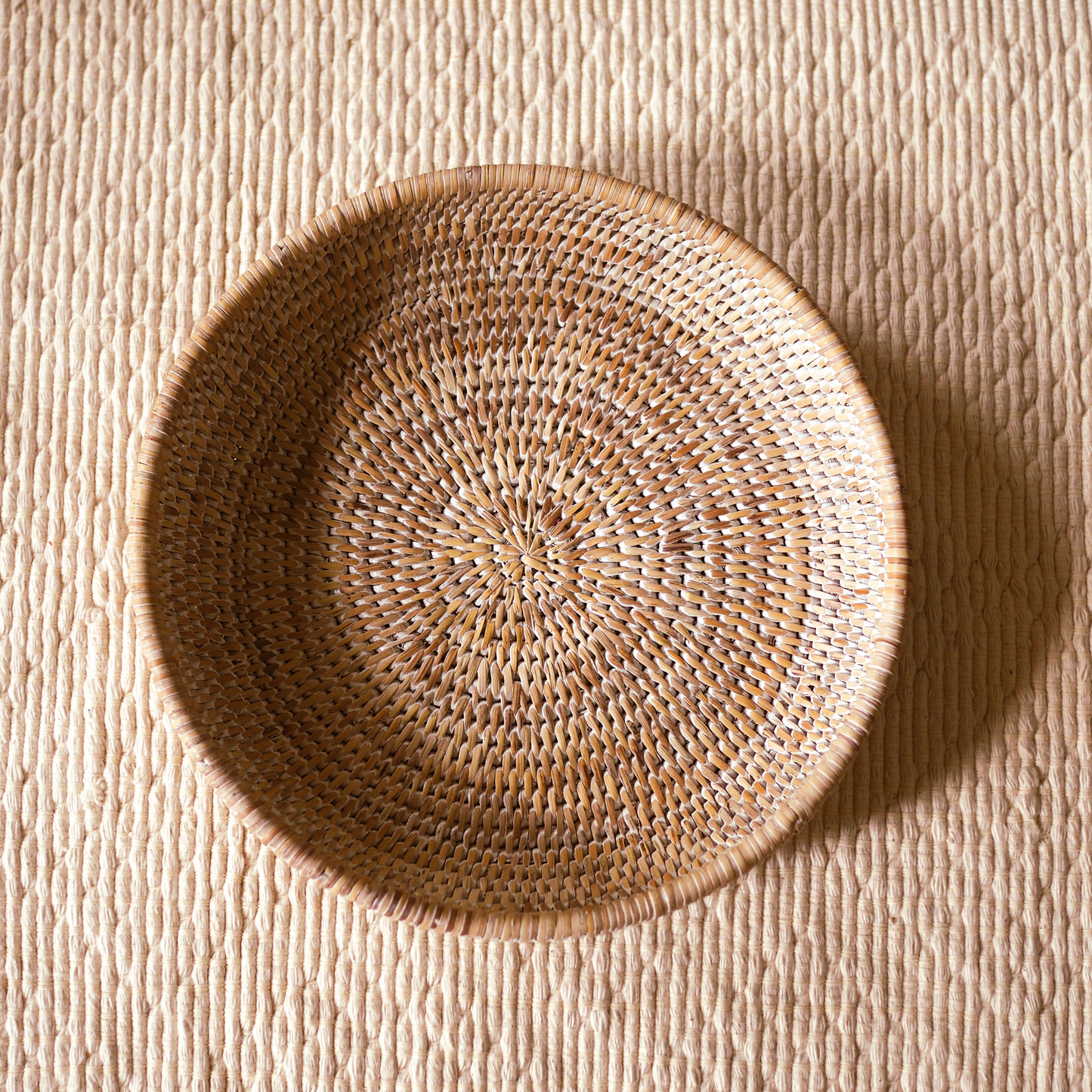 Coq and Malai Rattan Round Bowl For Bread